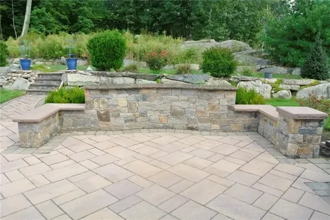 33 Abatecola Way Johnston RI 02919