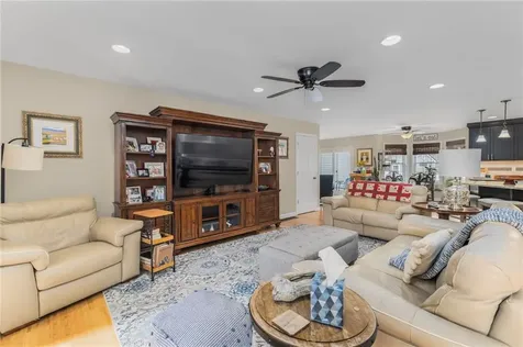 33 Abatecola Way Johnston RI 02919