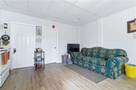 513 Washington Street Coventry RI 02816