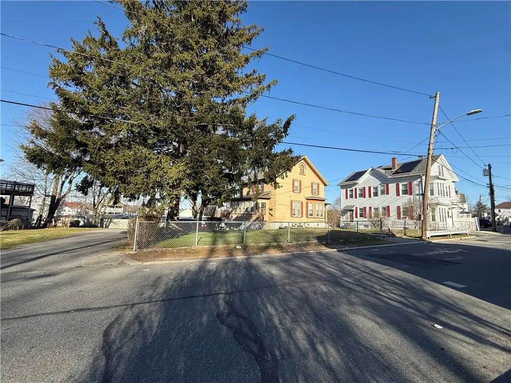 111 Veazie Street Providence RI 02908