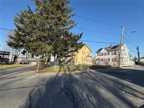 111 Veazie Street Providence RI 02908
