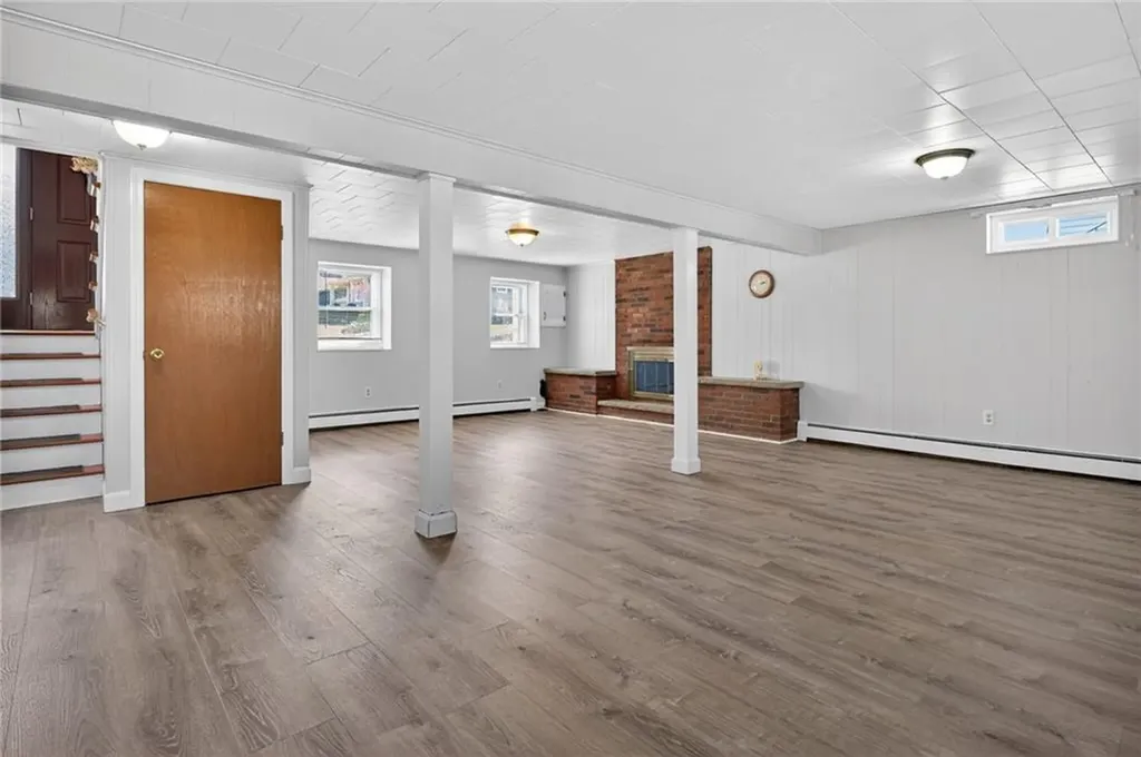 27 Wenscott Lane North Providence RI 02904