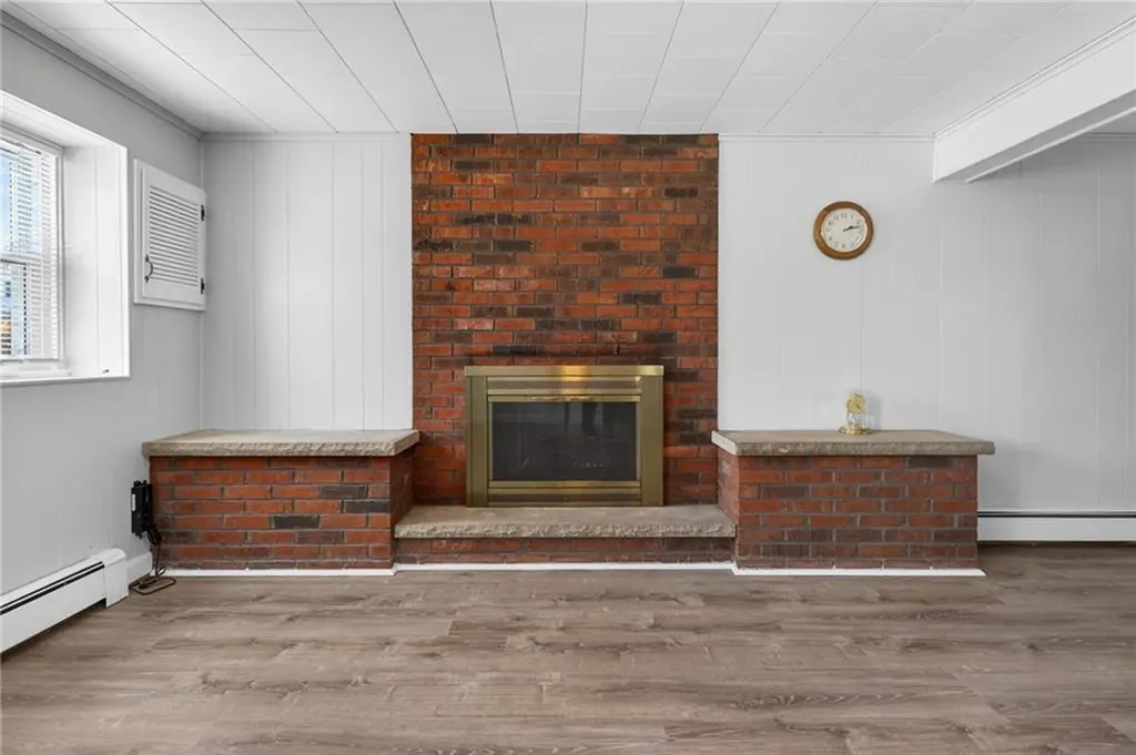 27 Wenscott Lane North Providence RI 02904