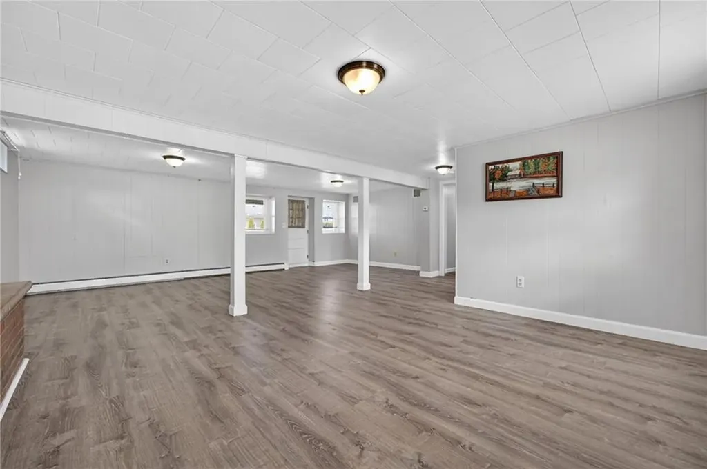 27 Wenscott Lane North Providence RI 02904
