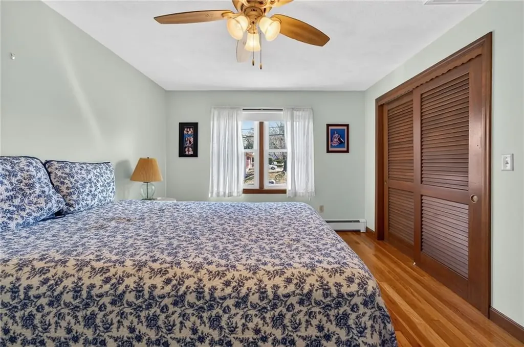 27 Wenscott Lane North Providence RI 02904