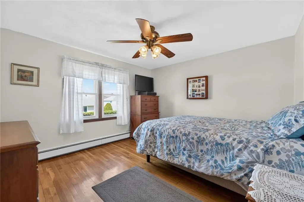 27 Wenscott Lane North Providence RI 02904