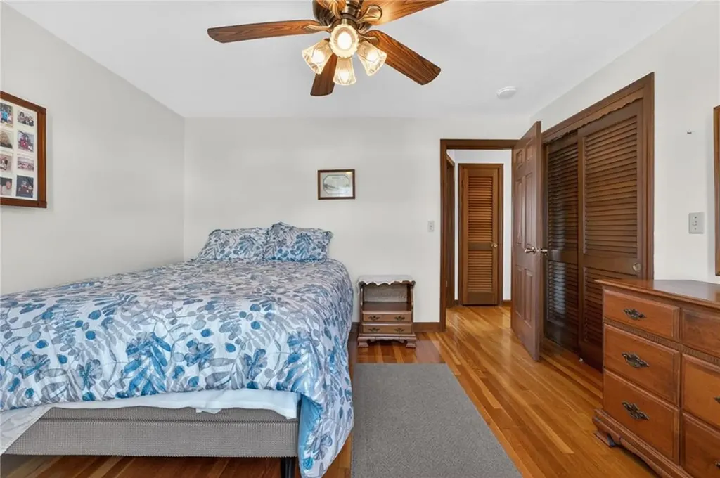 27 Wenscott Lane North Providence RI 02904