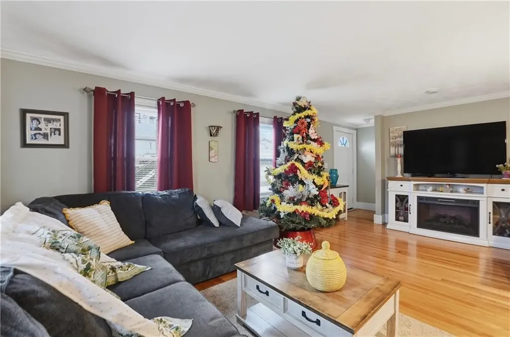 120 Appian Way East Providence RI 02914