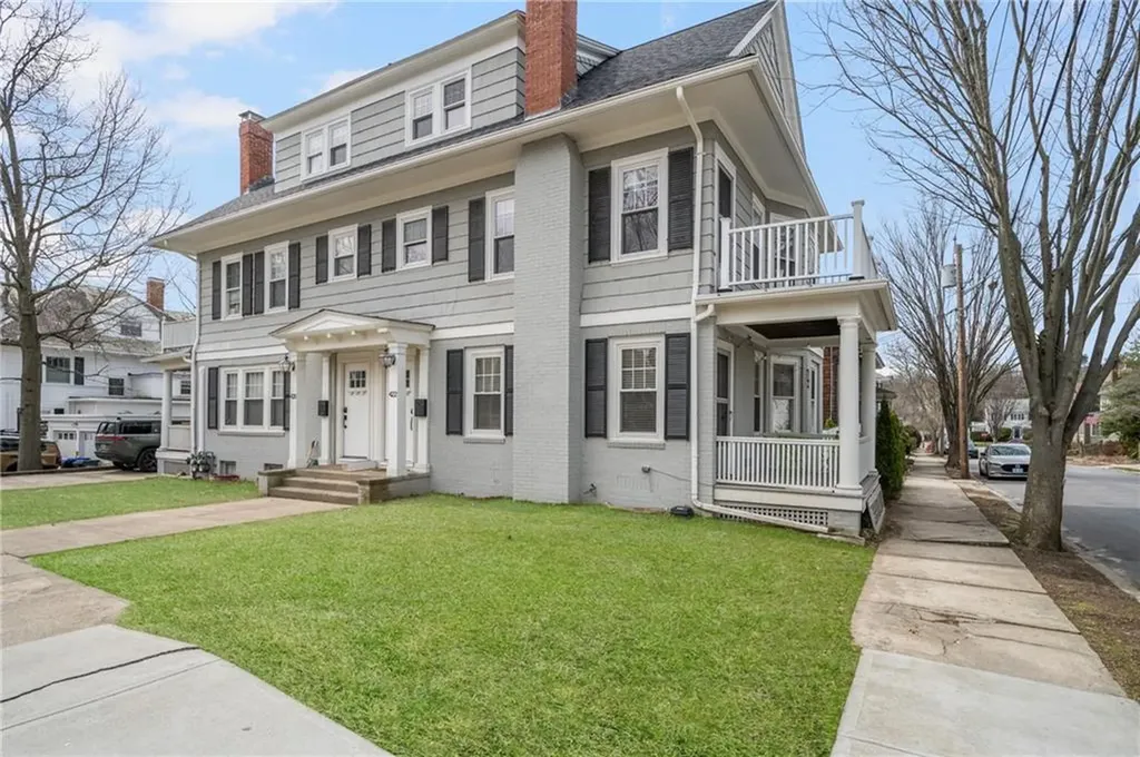 422 Wayland Avenue Providence RI 02906