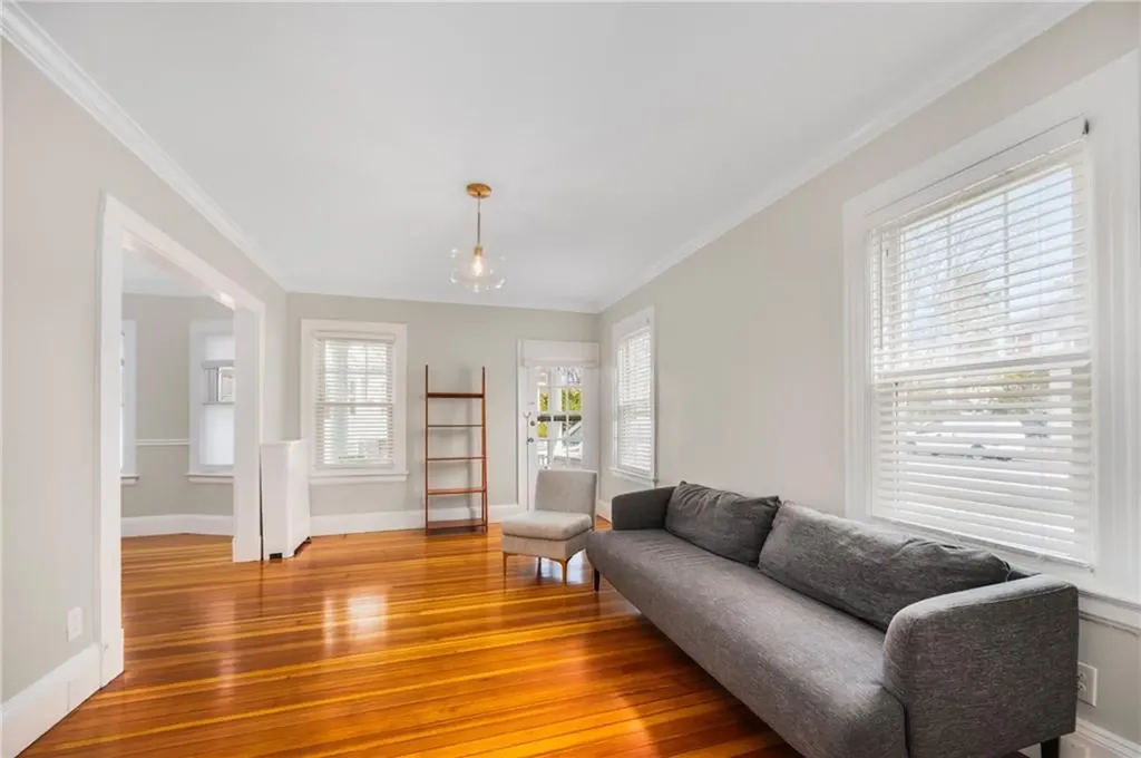 422 Wayland Avenue Providence RI 02906