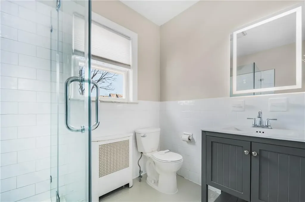 422 Wayland Avenue Providence RI 02906