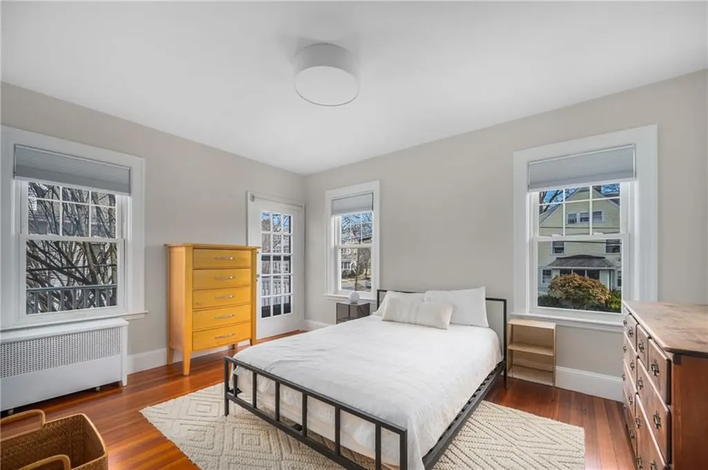 422 Wayland Avenue Providence RI 02906
