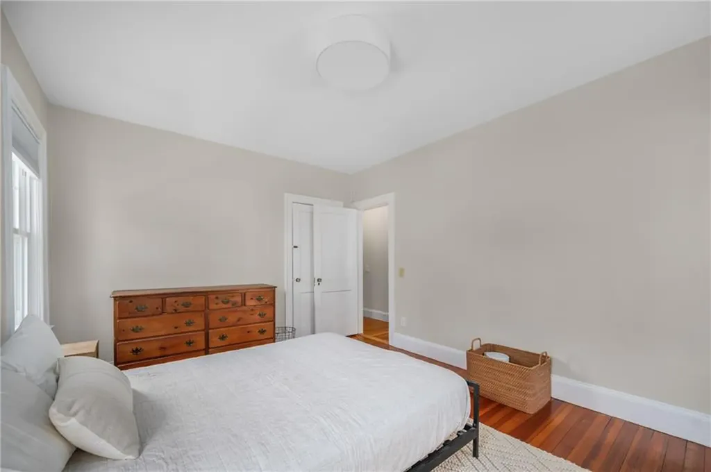 422 Wayland Avenue Providence RI 02906
