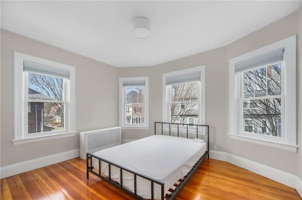 422 Wayland Avenue Providence RI 02906