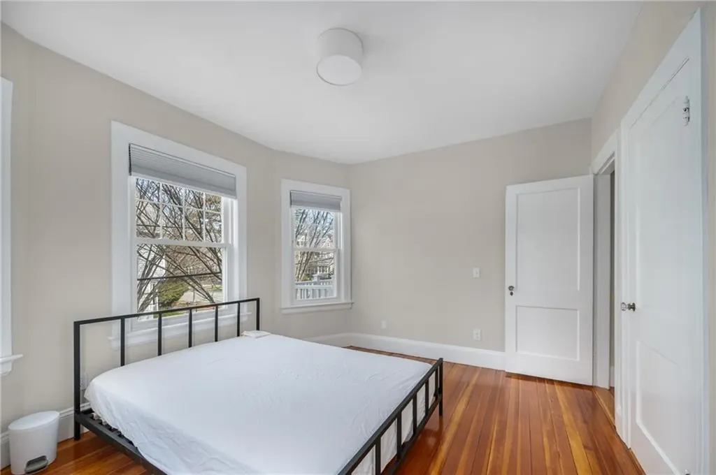 422 Wayland Avenue Providence RI 02906