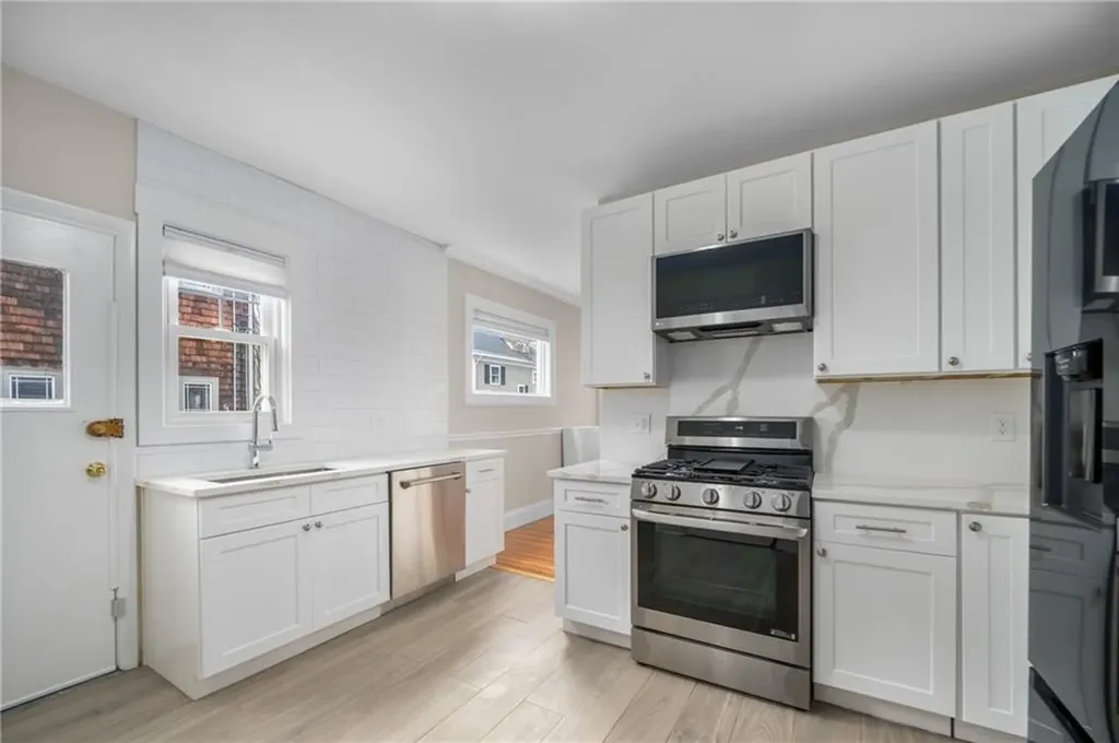 422 Wayland Avenue Providence RI 02906