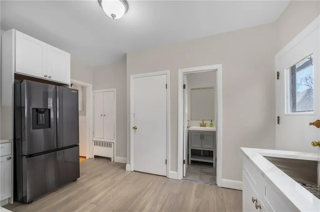 422 Wayland Avenue Providence RI 02906