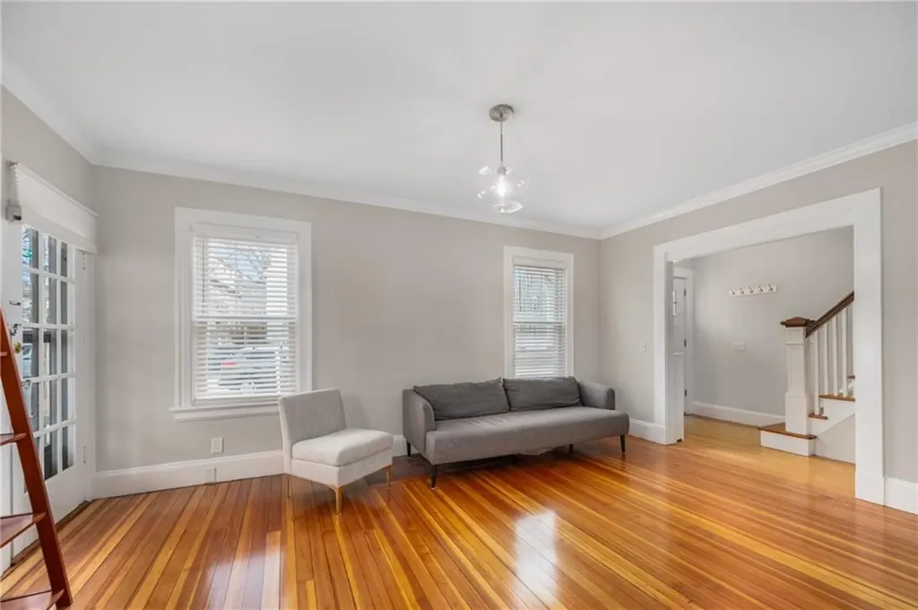 422 Wayland Avenue Providence RI 02906