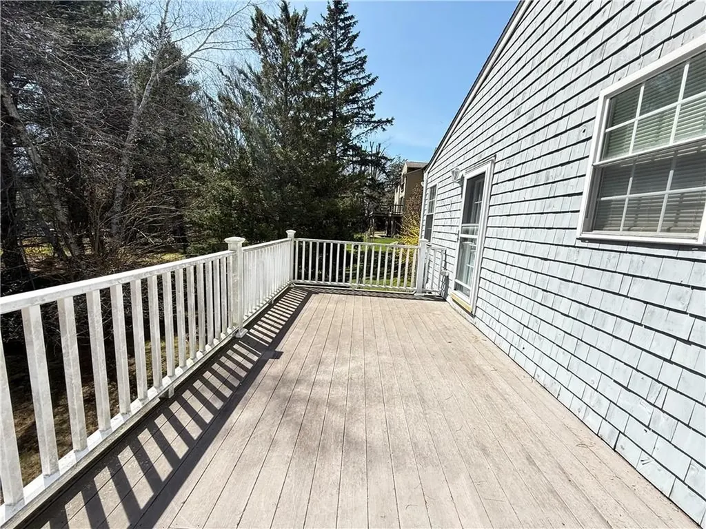 22 Chicory Lane Cranston RI 02920