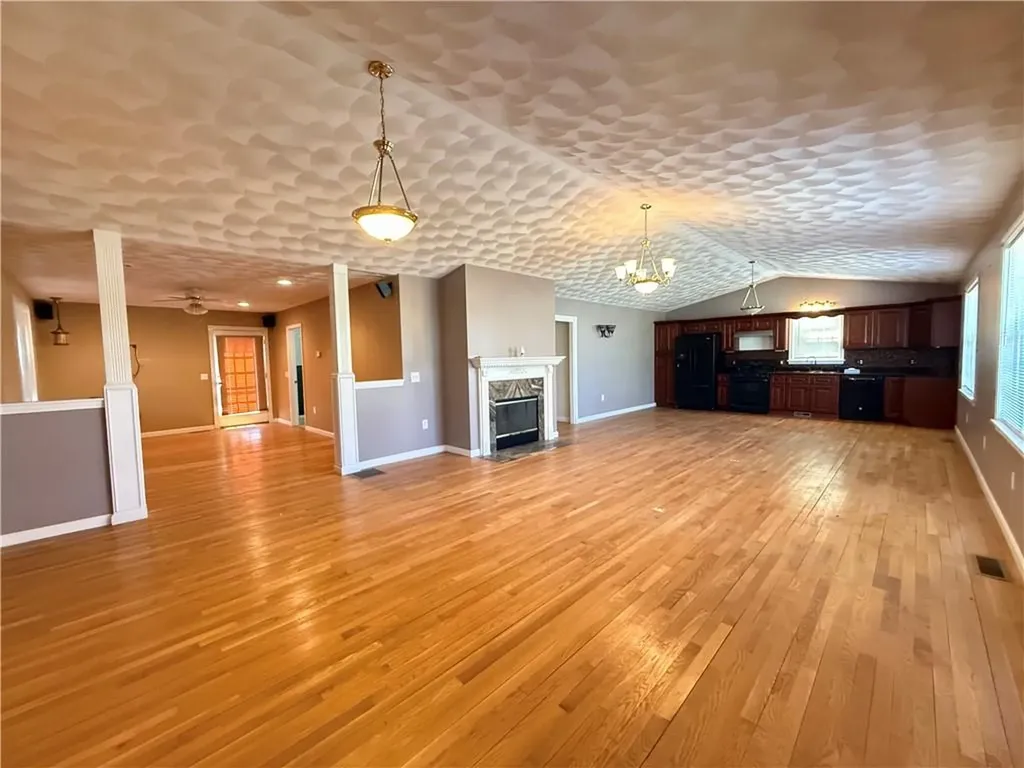 22 Chicory Lane Cranston RI 02920