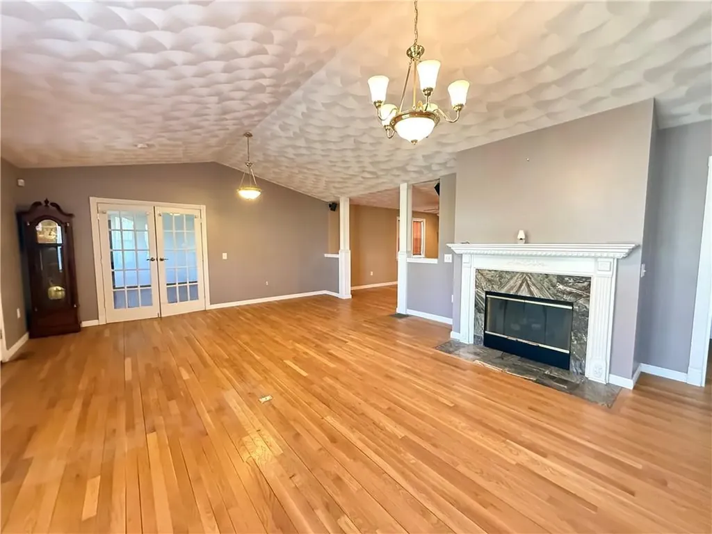 22 Chicory Lane Cranston RI 02920