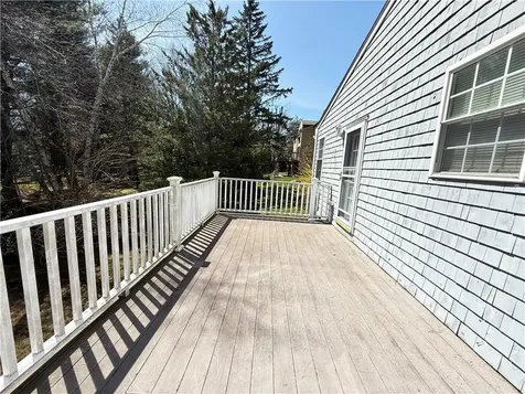 22 Chicory Lane Cranston RI 02920