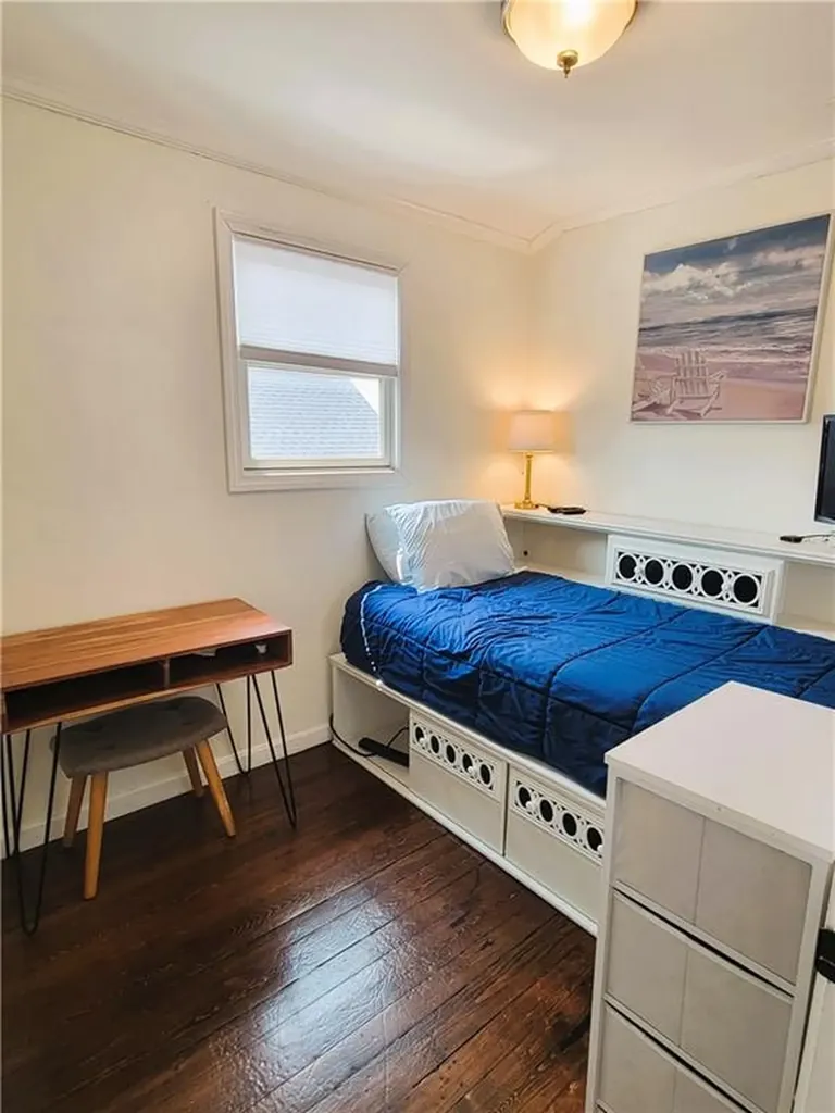 11 Hammond Street Newport RI 02840