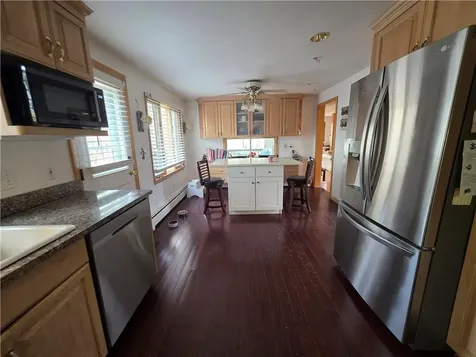 859 Black Plain Road North Smithfield RI 02896