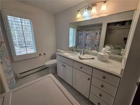 859 Black Plain Road North Smithfield RI 02896