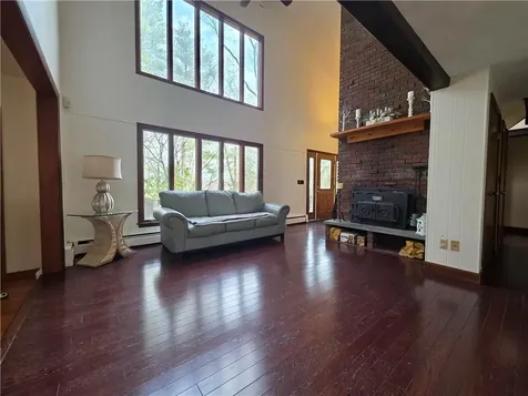 859 Black Plain Road North Smithfield RI 02896