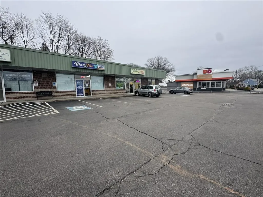 285 Park Avenue Cranston RI 02905