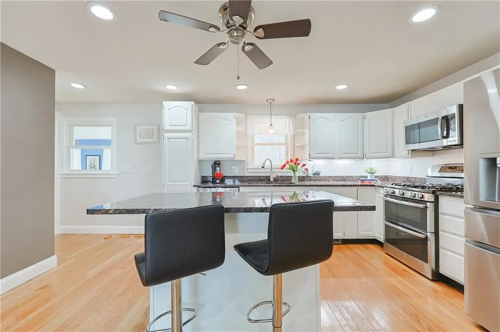 40 Forestdale Drive Cumberland RI 02864