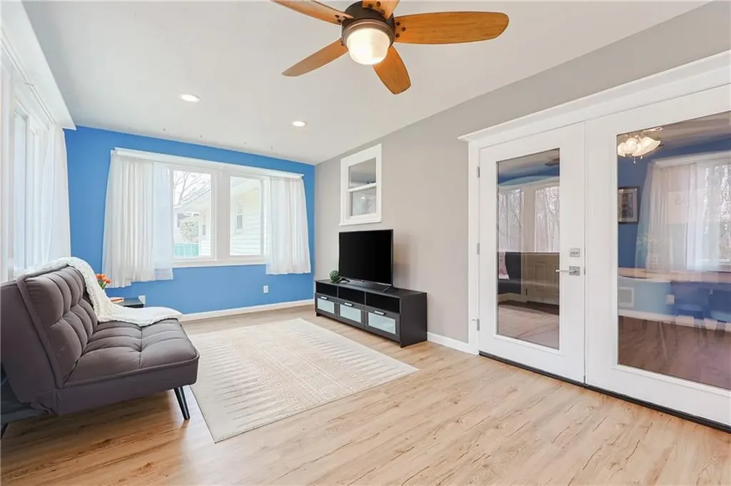 40 Forestdale Drive Cumberland RI 02864