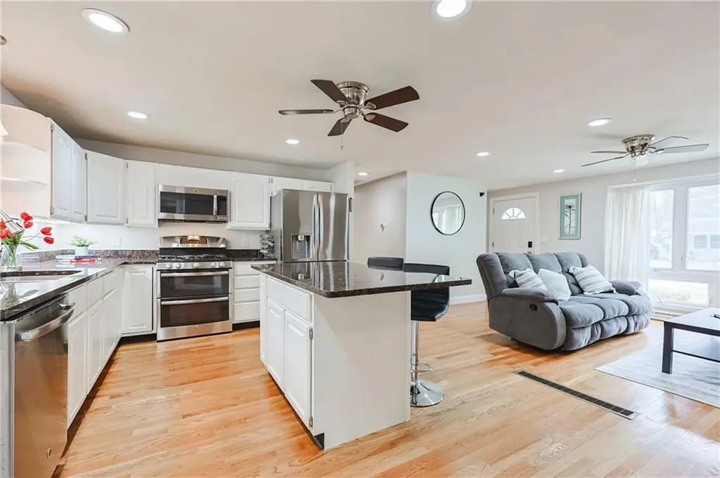 40 Forestdale Drive Cumberland RI 02864
