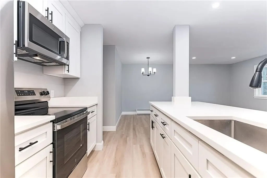 17 Apache Drive Westerly RI 02891