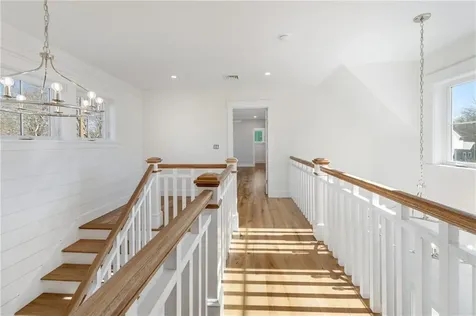 1 Knowlton Court Bristol RI 02809