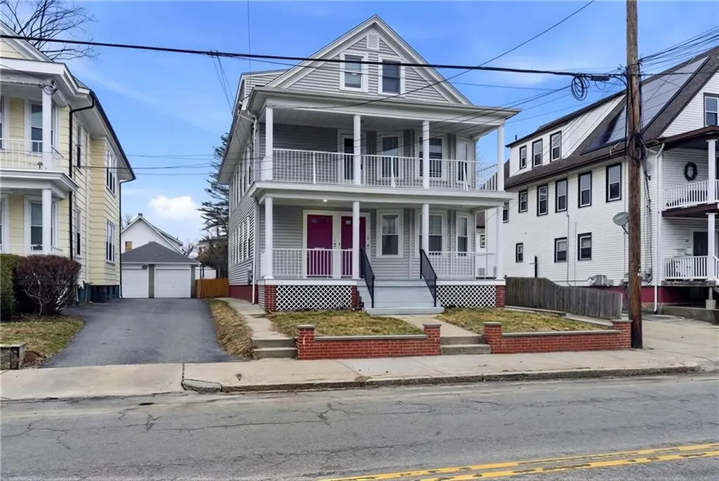 63 Park Avenue Cranston RI 02905