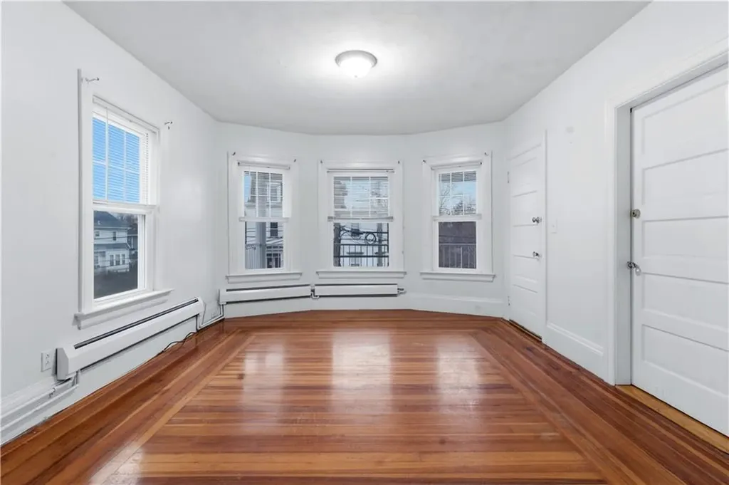 63 Park Avenue Cranston RI 02905