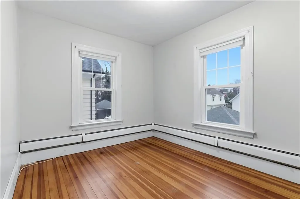 63 Park Avenue Cranston RI 02905