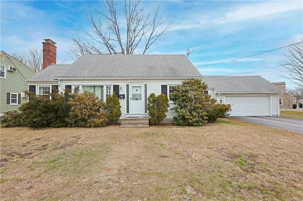37 Knowles Drive Warwick RI 02888