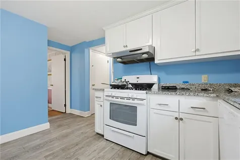 37 Knowles Drive Warwick RI 02888
