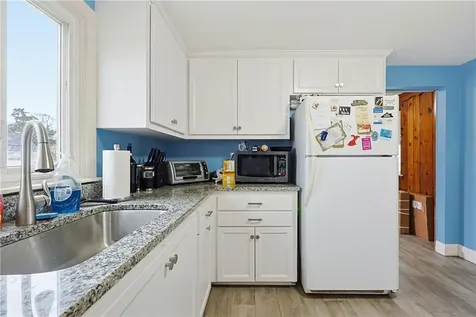 37 Knowles Drive Warwick RI 02888