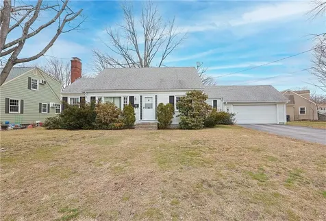 37 Knowles Drive Warwick RI 02888