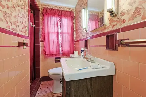 37 Knowles Drive Warwick RI 02888
