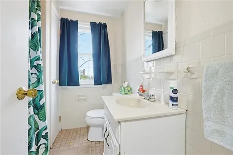 37 Knowles Drive Warwick RI 02888