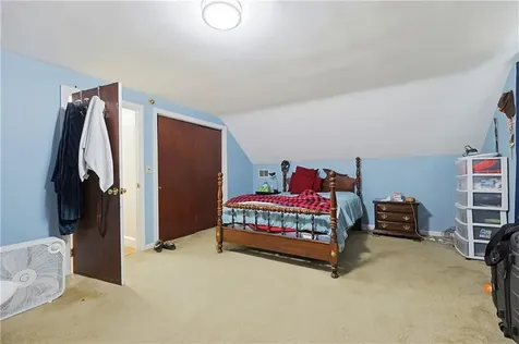 37 Knowles Drive Warwick RI 02888
