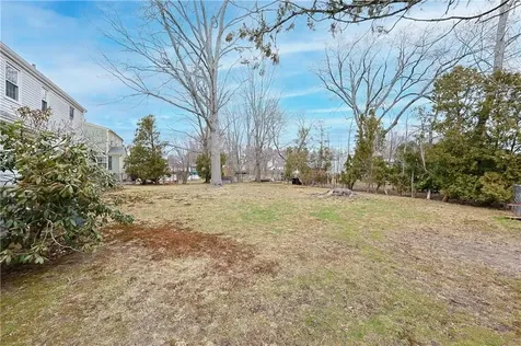 37 Knowles Drive Warwick RI 02888