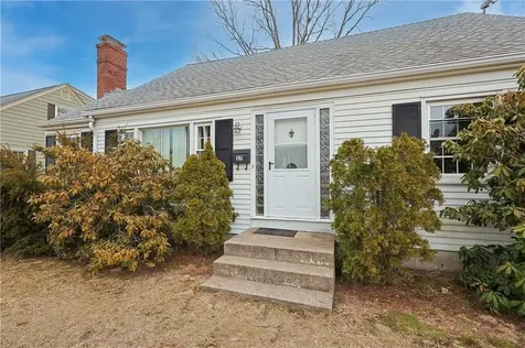 37 Knowles Drive Warwick RI 02888