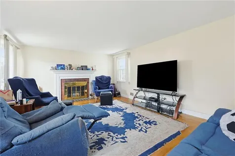 37 Knowles Drive Warwick RI 02888