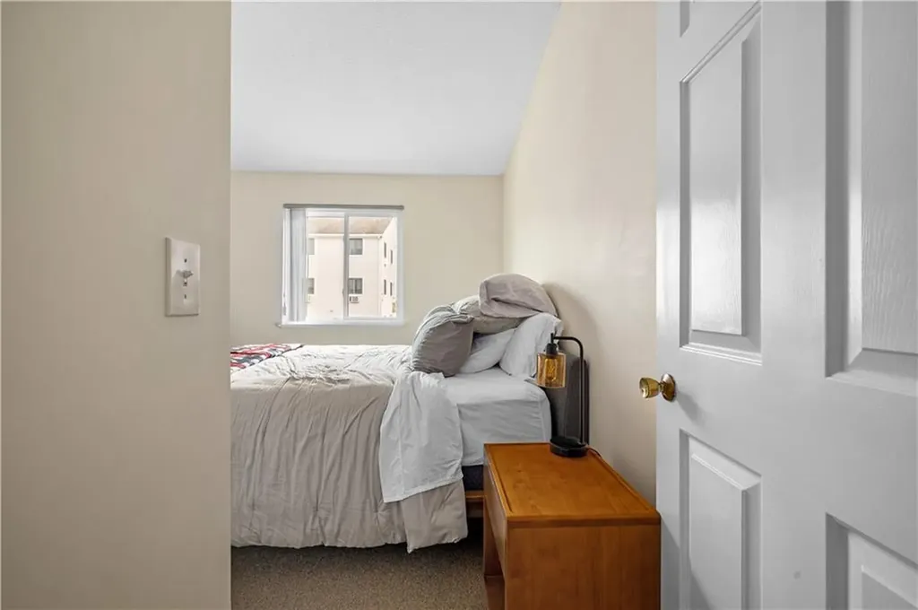 66 Girard Avenue Newport RI 02840